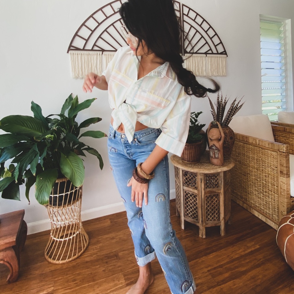 ONE OF A KIND LEVI HAND EMBROIDERED RAINBOW JEANS - Picture 6 of 16